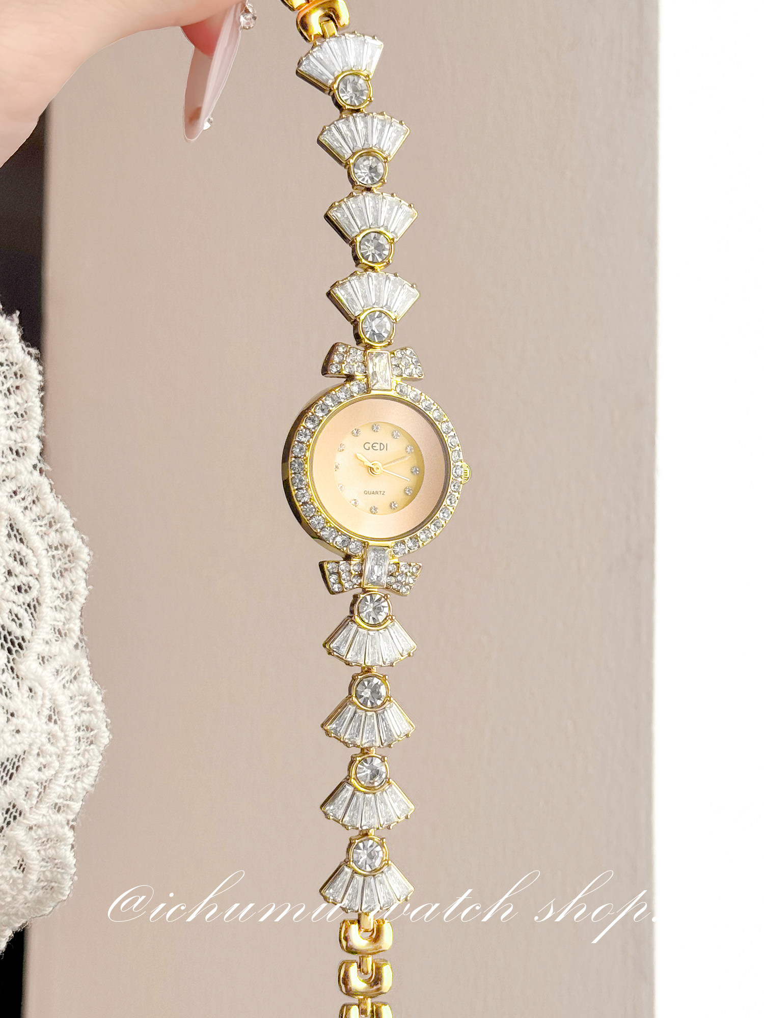 Zeemeermin dameshorloge Licht  - Luxury Watch And Bracelet recensie en prijs
